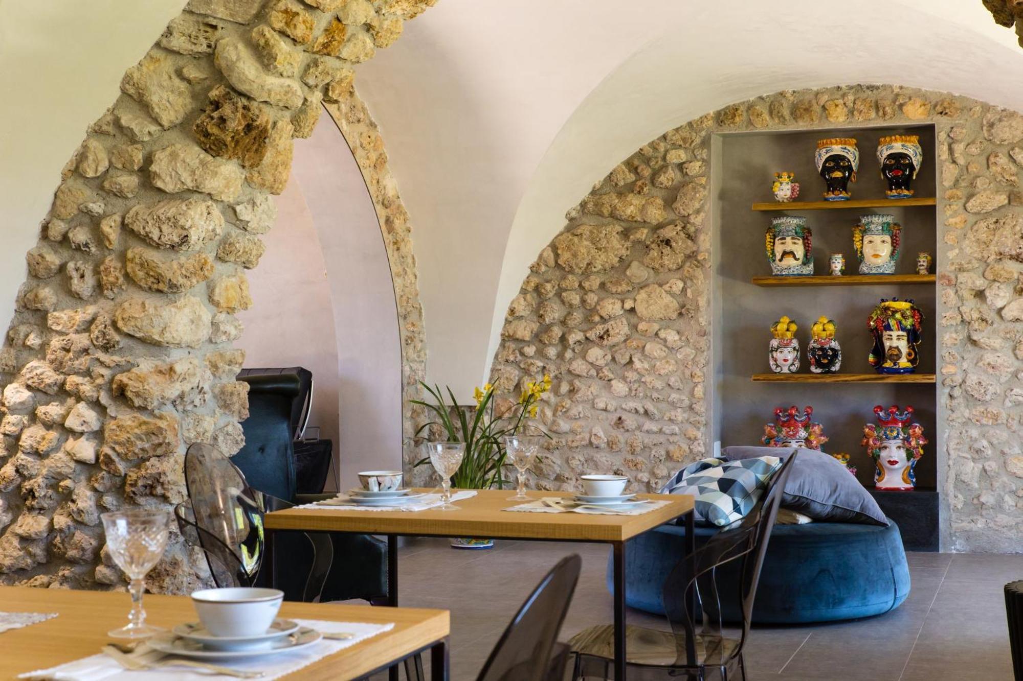 Oikos In Terre Di Zaccanello Racalmuto Extérieur photo